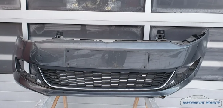 voorbumper-polo-6r-volkswagen-6r0807221-koplampsproeiers-origineel-gebruikt-2009-2012 — foto 2