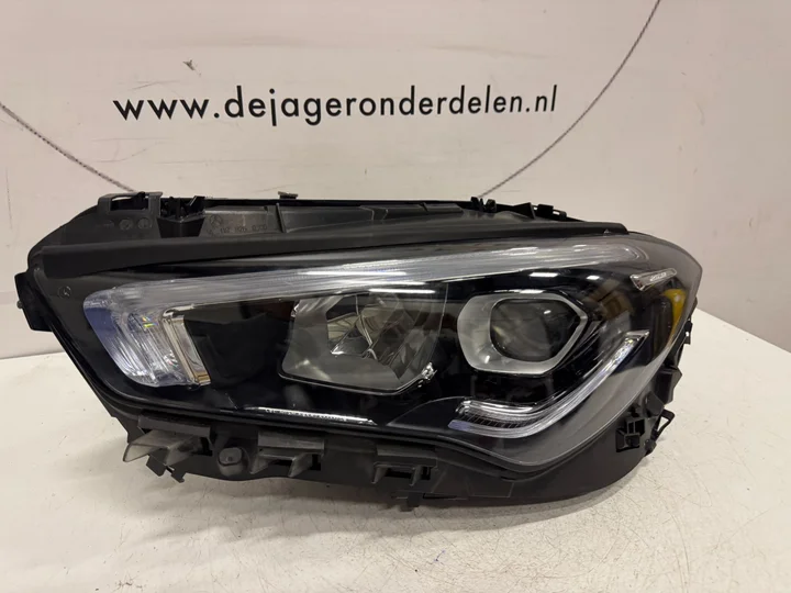 cla-w118-high-led-performance-koplamp-links-a1189062500 — foto 2