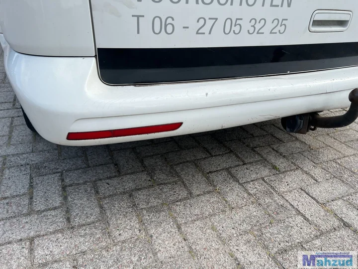 vw-transporter-t5-wit-lb9a-achterbumper-20032015 — foto 6