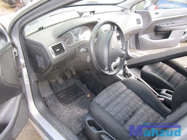2004-peugeot-307-break-sw-16-16v-demontage-sloop-237 — foto 9