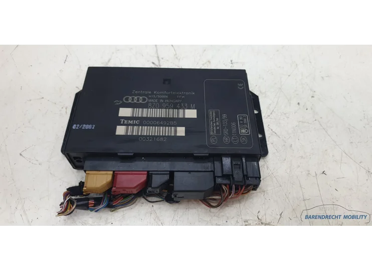 Body controll module Audi A2 8Z0959433M ZKE central control unit original used 2000 / 2005