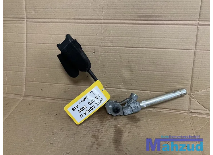 OPEL CORSA D Links voor gordel spanner 2005-2014 3 deurs