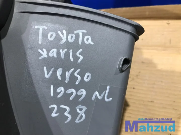 toyota-yaris-verso-handschoenenkast-dashboardkast-1999-2005 — foto 2