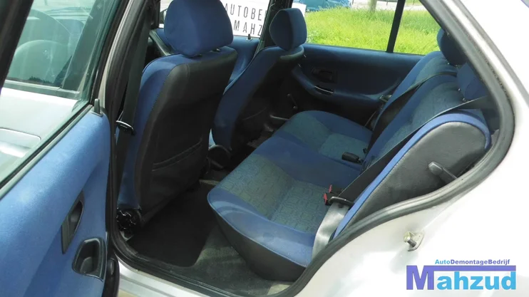 2000-peugeot-306-break-16-demontage-sloop-86 — foto 8
