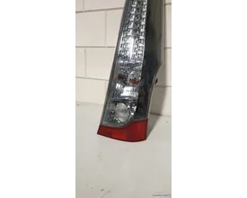 led-achterlicht-rechts-grandis-mitsubishi-22087642-passagierskant-origineel-gebruikt-2004-2011 — foto 4