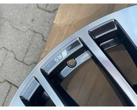 audi-etron-gt-rs-velgen-20-inch-4j3601025cf-titanium-nieuw — foto 4