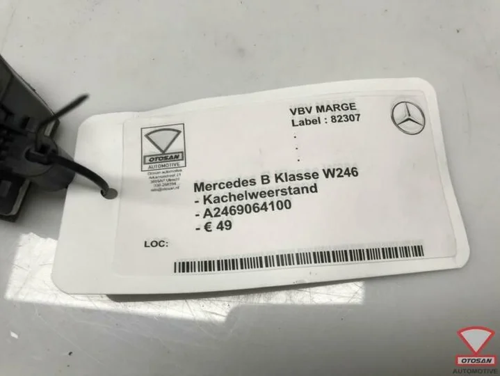 mercedes-b-klasse-w246-kachelweerstand-a2469064100-774 — foto 2