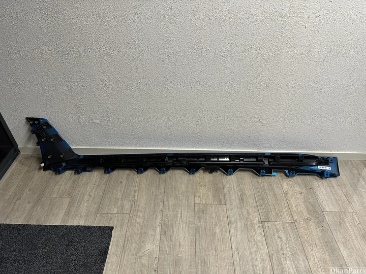 bmw-i4-g26-linker-sideskirt-skirt-origineel-nieuw-compleet — foto 2