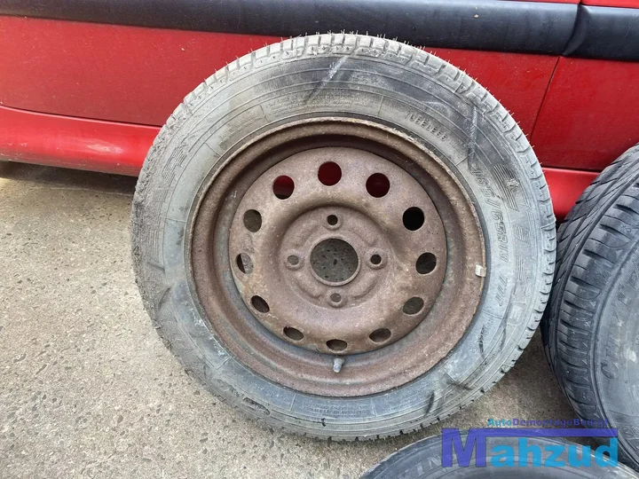 ford-ka-stalen-velgen-banden-165-65-13-inch-4x108-reserve — foto 5
