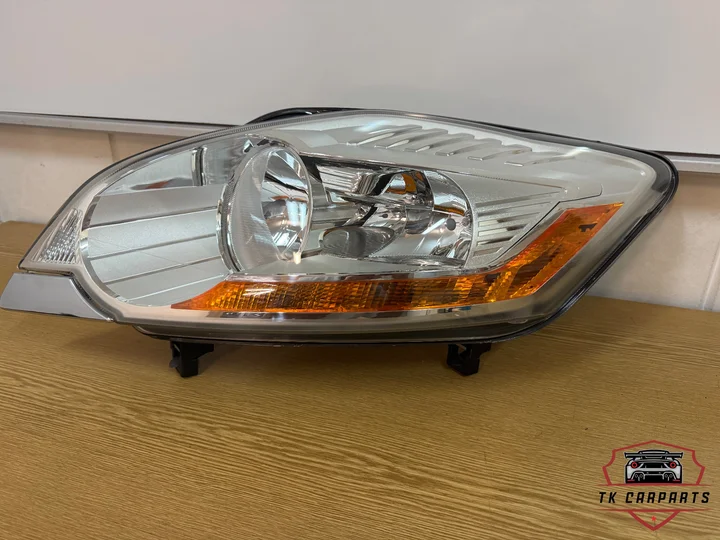 nieuw-ford-kuga-mk1-halogeen-koplamp-l-8v4113w030ag — foto 2