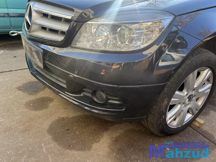 mercedes-c-klasse-w204-zwart-197-voorbumper-20072011 — foto 2