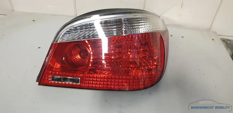 achterlicht-bmw-5-serie-e60-pre-facelift-7165738-rechts-passagierskant-origineel-sedan-nette-staat-gebruikt-2003-2007 — foto 4