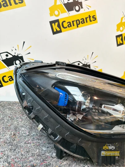 mercedesbenz-cklasse-w206-koplamp-rechts-volled-digital-light — foto 2