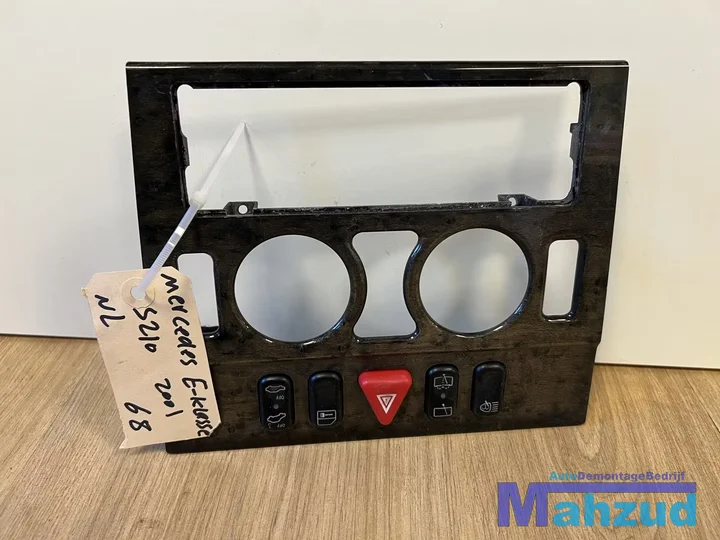 mercedes-eklasse-s210-w210-hout-middenconsole-19952003 — foto 2