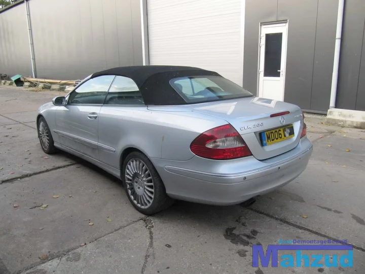 2006-mercedes-clk-200-18-c209-cabrio-demontage-sloop-207 — foto 4