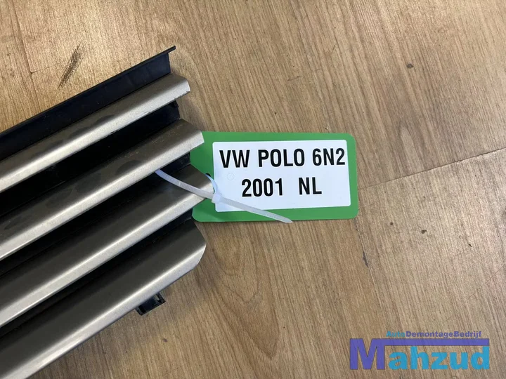 vw-polo-6n2-grille-19992003 — foto 2