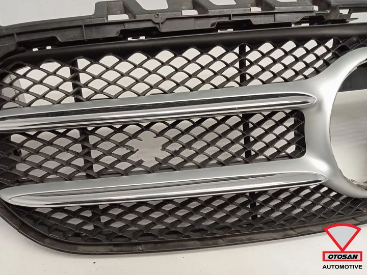 mercedes-benz-b-w247-grille-a2478885700-origineel — foto 2