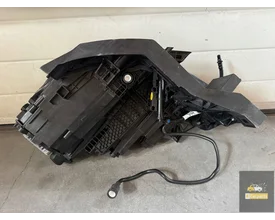 4m8941034b-audi-q8-4m8-volledig-ledlampen-rechts-usa — foto 4