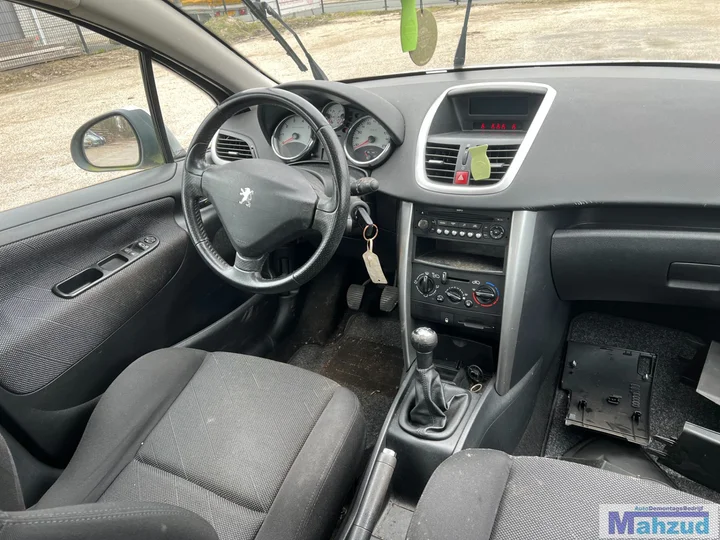 peugeot-207-14-16v-zilver-ezrc-demontage-sloop-onderdelen — foto 12