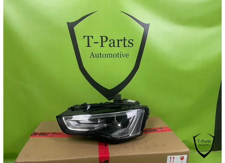 audi a5 koplamp links 8TO941005C