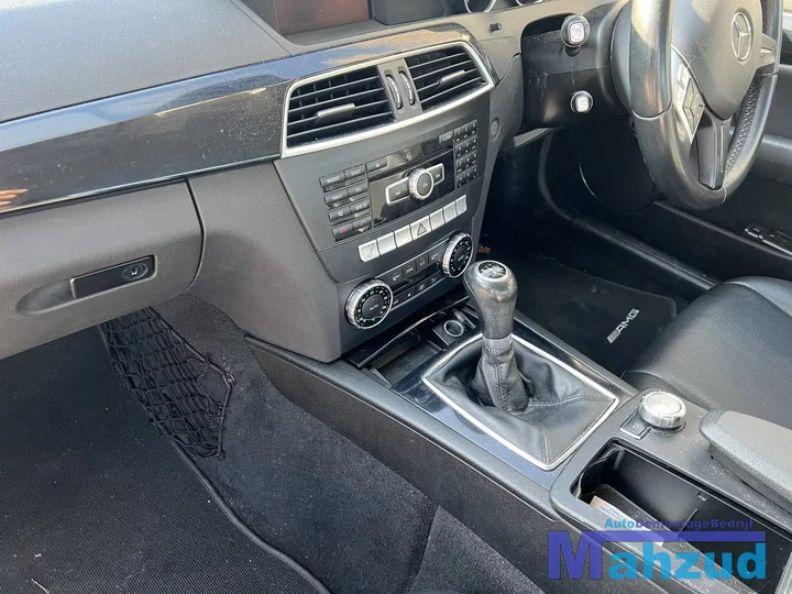 mercedes-c-klasse-w204-22-cdi-wit-149-onderdelen-facelift — foto 23