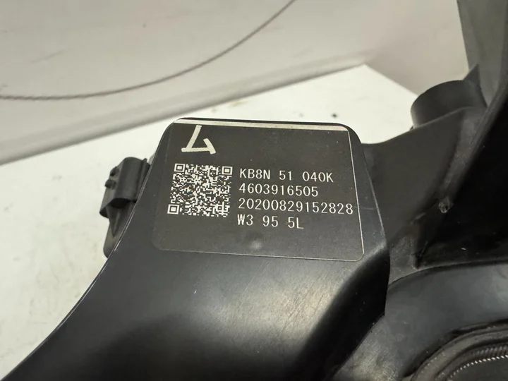 mazda-cx5-vol-led-koplamp-links-kb8n51040k-2017 — foto 9
