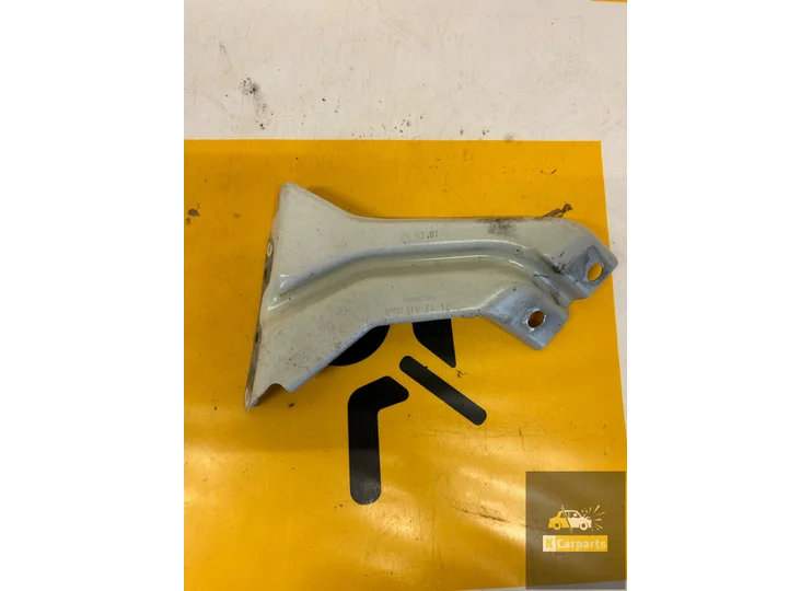 Audi A1 8X Seitenwandhalterung links - vorne 8X0821135A + 36A