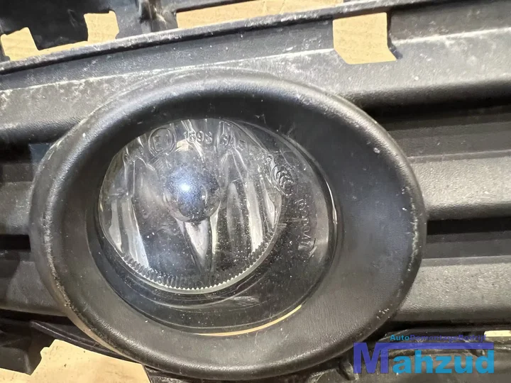 mercedes-c-klasse-w204-rechts-mistlamp-rooster-20072011 — foto 2