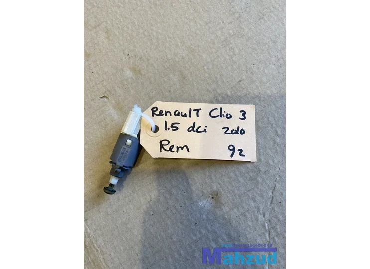 RENAULT CLIO 3 Remlicht schakelaar 8200168238