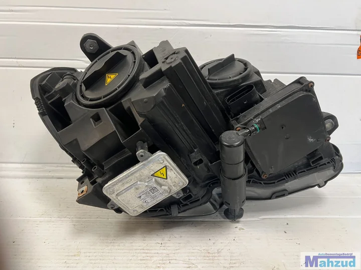 mercedes-c-klasse-w204-xenon-led-koplamp-links-20112014 — foto 4