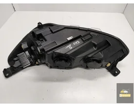 jx7b13w029ce-ford-focus-mk4-gewoon-met-led-zwarte-lamp-rechts-perfect — foto 4