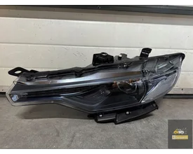maserati-levante-bi-xenon-linkerlamp-untwisted-670032328