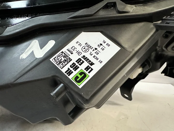 toyota-aygo-x-led-koplamp-links-origineel — foto 5