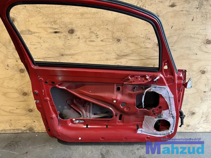 mitsubishi-colt-6-rood-21d-links-deur-20042012 — foto 6