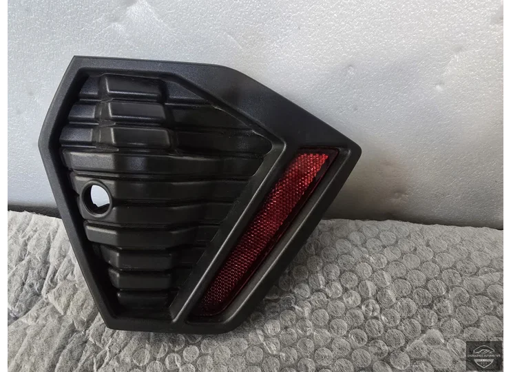 Audi A1 82A Citycarver Achterbumper Rooster Rechts 82A807834