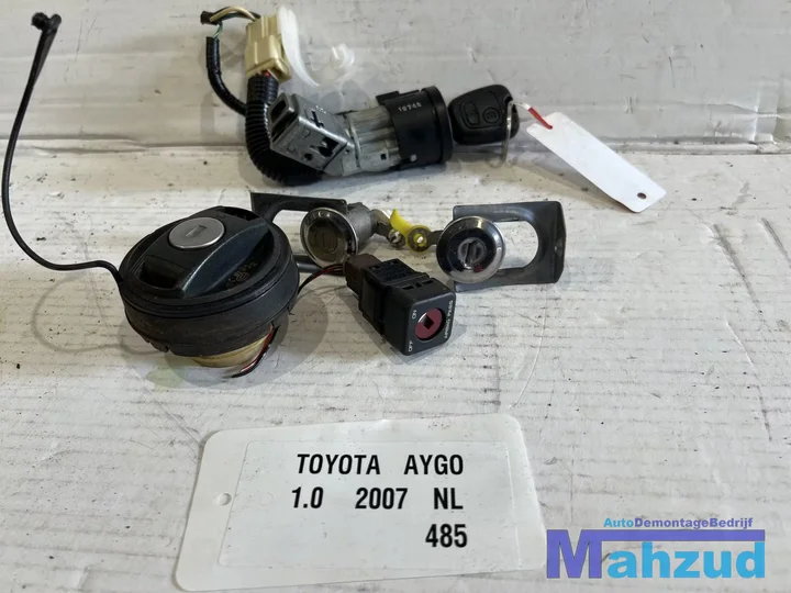 toyota-aygo-contactslot-set-20052014 — foto 2