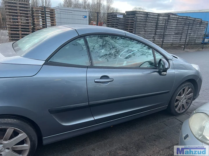 2007-peugeot-207cc-16-16v-grijs-onderdelen-demontage — foto 8