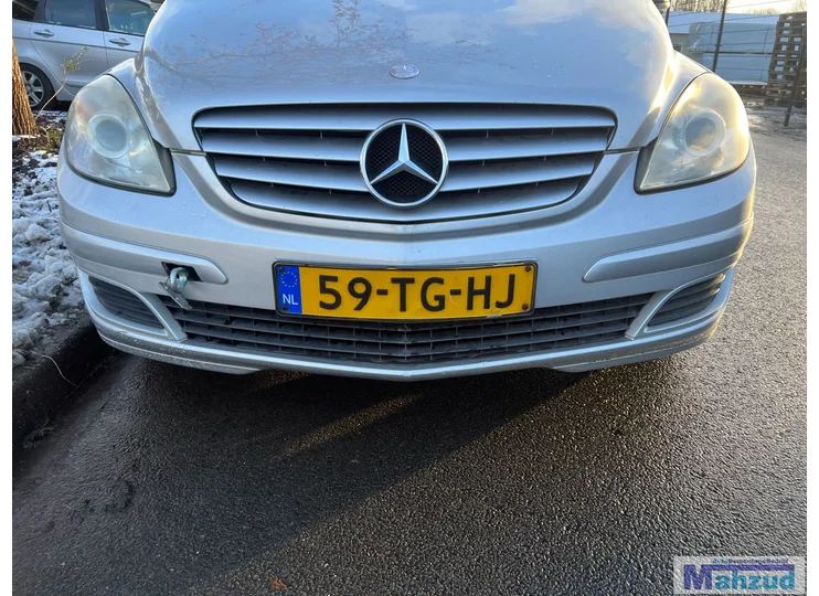 Pare-chocs avant argenté 761 pour Mercedes Classe B W245 (2005-2011)