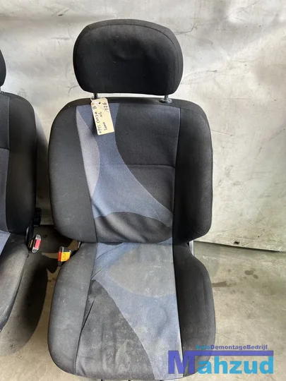 opel-corsa-b-3-deurs-voor-stoel-links-rechts-19932000 — foto 2