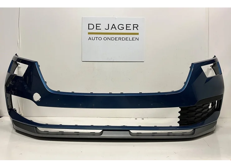 SKODA KAMIQ VOORBUMPER BUMPER 658807221 2019-