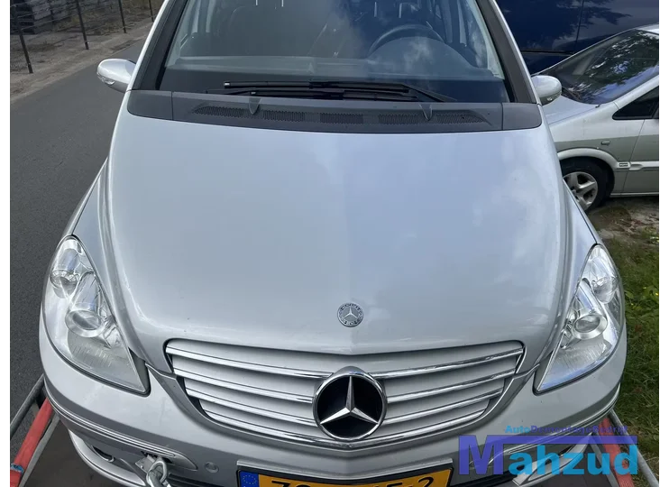 MERCEDES B KLASSE W245 ZILVER 761 Motorkap 2005-2011