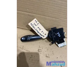 toyota-yaris-verso-licht-knipperlicht-schakelaar
