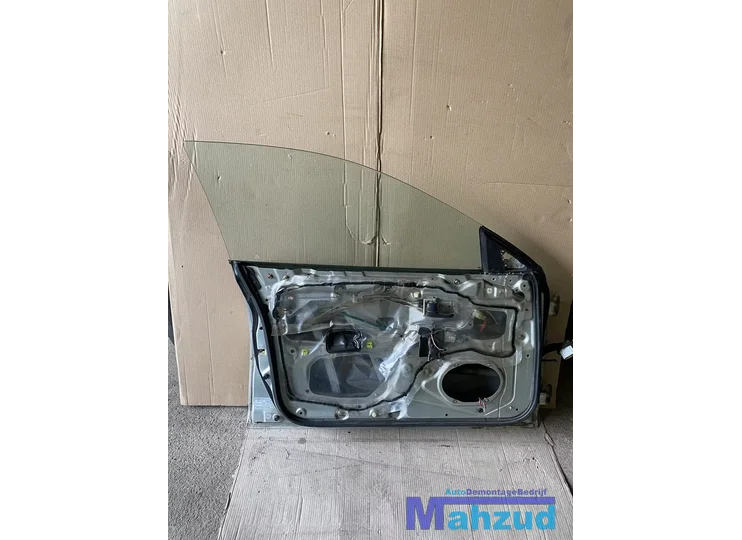 mazda-323-f-5-3l-zilver-grijs-links-voor-deur-portier