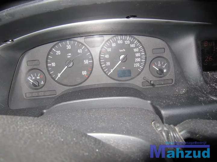 2004-opel-zafira-a-22-16v-dti-demontage-sloop75 — foto 11