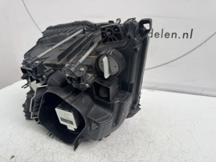 compleet-mercedes-actros-xenon-koplamp-rechts-a9618207761 — foto 7