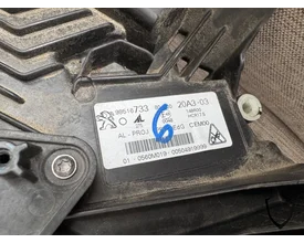 peugeot-308-koplamp-links-9851673380 — foto 3