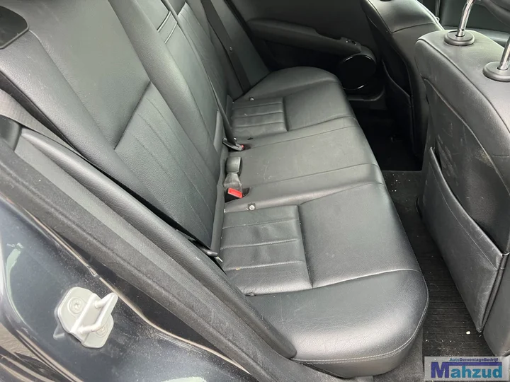 mercedes-c-klasse-s204-zwart-leer-interieur-stoel-bank-20072010 — foto 2