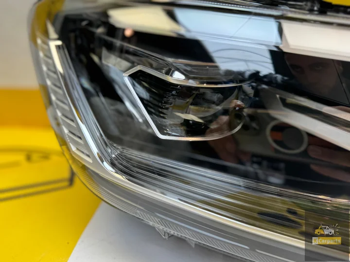 vw-caddy-2k7-rechts-koplamp-compleet-vollled-2k8941036af — foto 4
