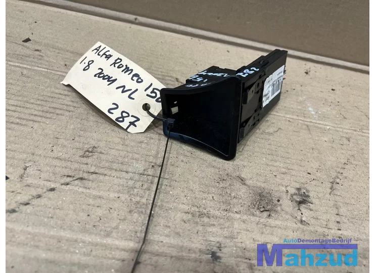 ALFA ROMEO 156 Display midden tussen km teller 1997-2005
