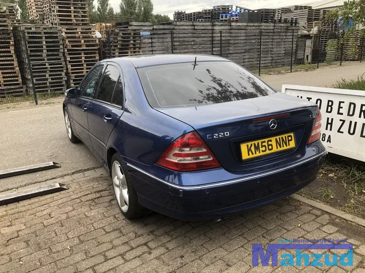 2006-mercedes-c-klasse-w203-22-cdi-demontage-sloop-266 — foto 6